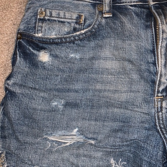 denim shorts - Picture 4 of 4